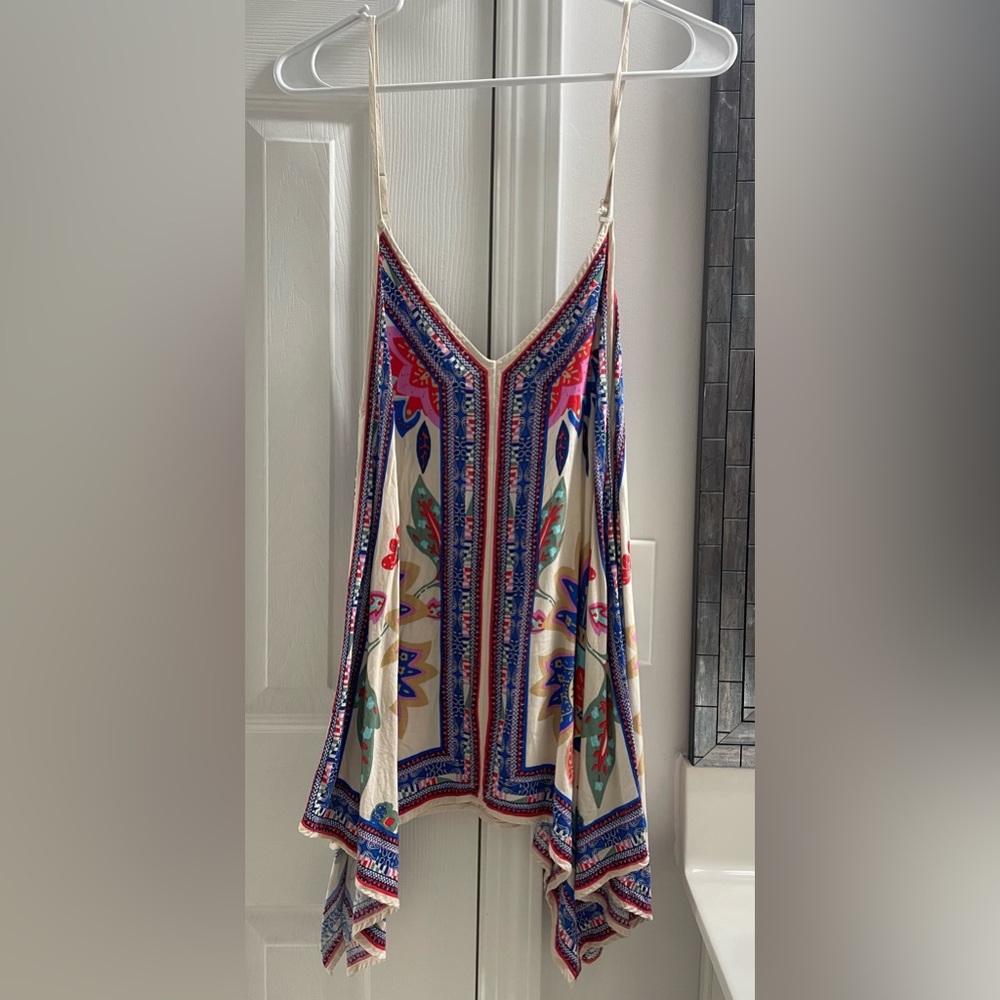 Jealous Tomato | Handkerchief Design Flowy Tank | Size Medium